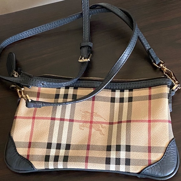 Burberry Bags Preloved Authentic Burberry Classic Leather Check